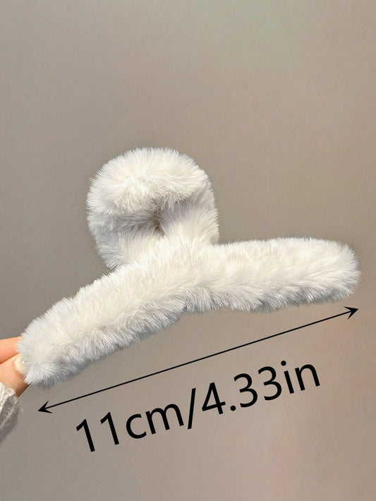 Women Cute Plush Lightweight Hair Clips - 1 Pcs